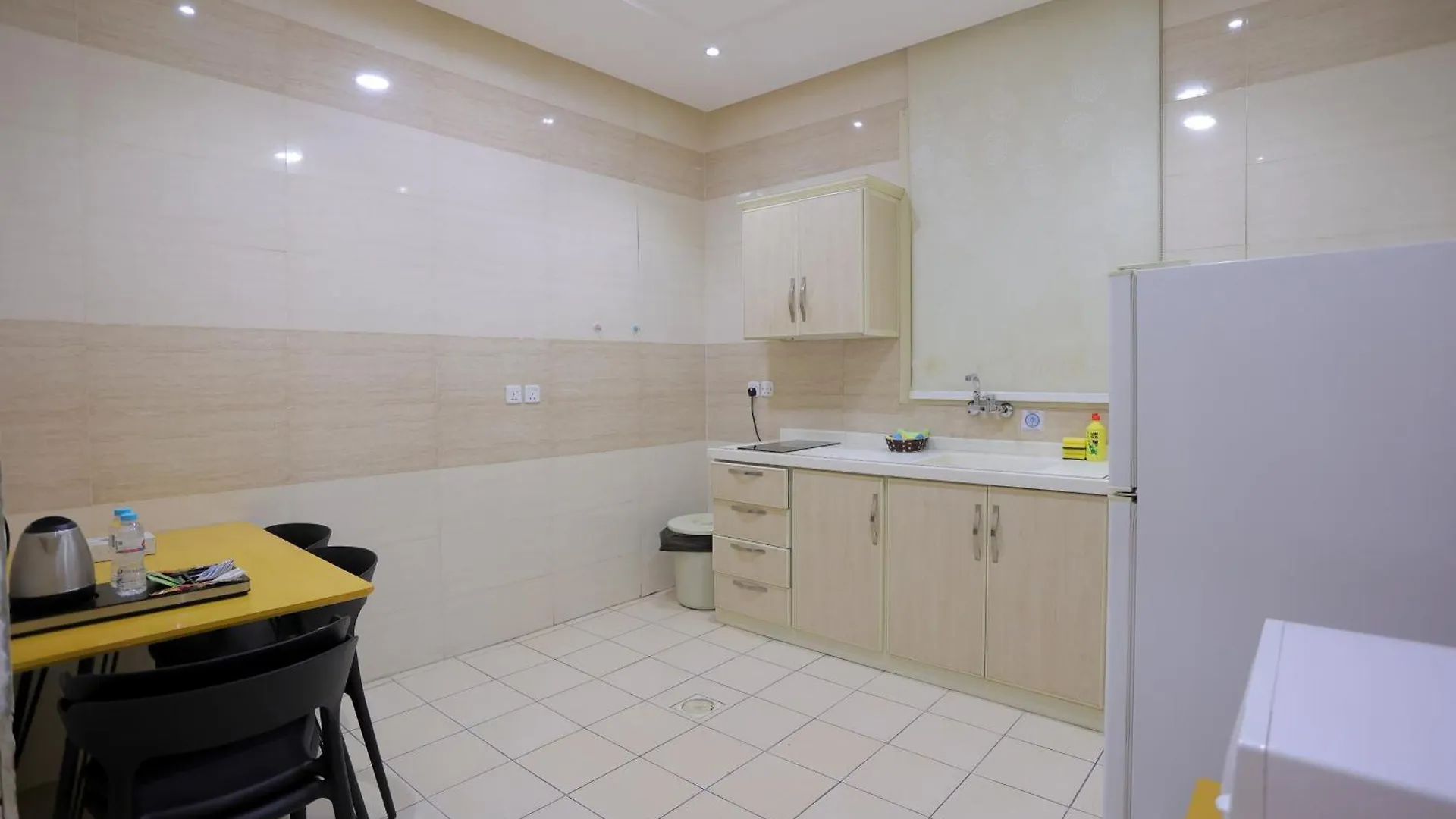 Aparthotel هوستا الملقا
